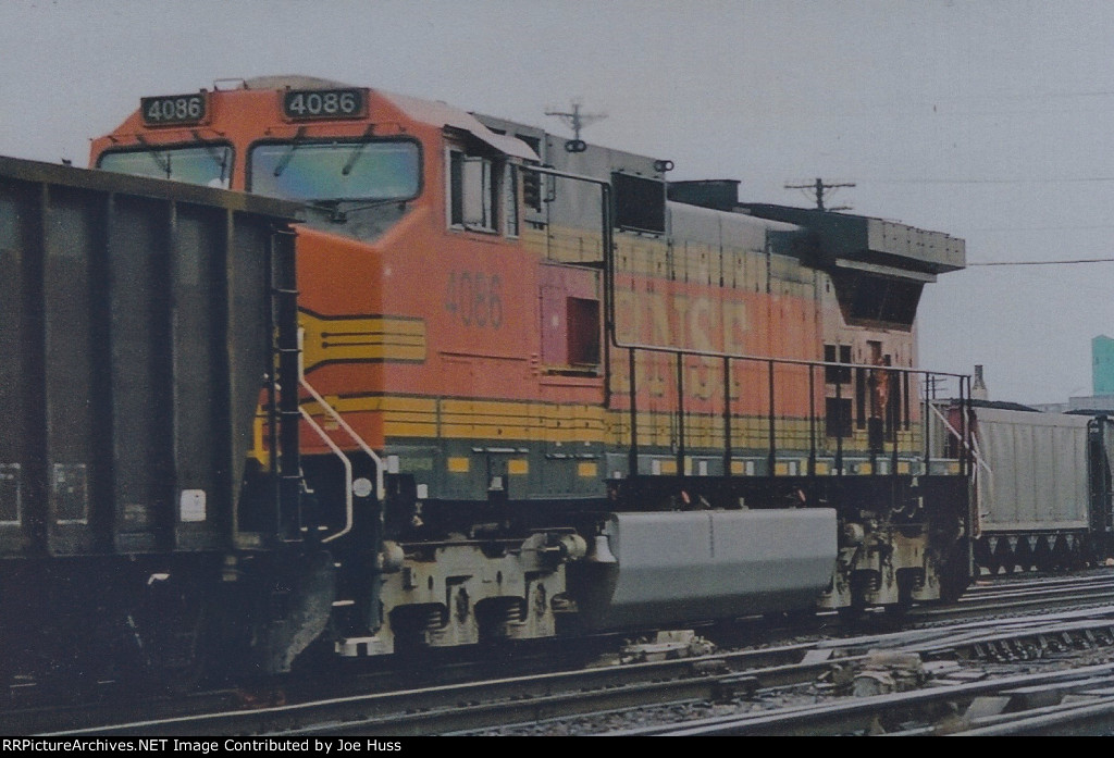 BNSF 4086 DPU